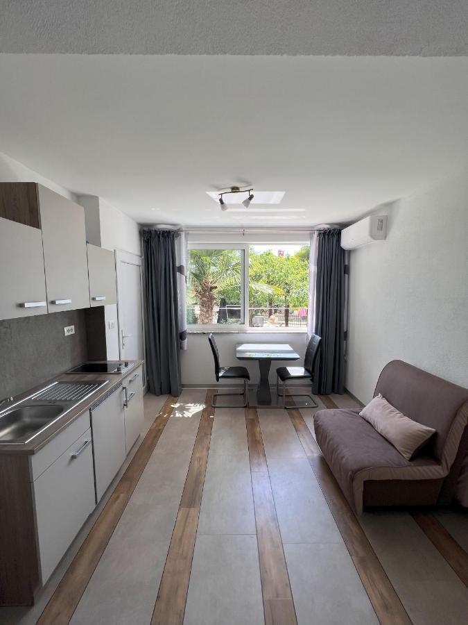 Apartmani Palme ฟุนตานา ภายนอก รูปภาพ