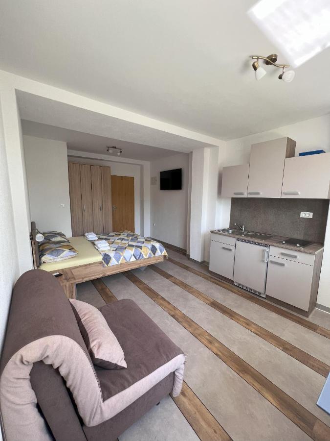 Apartmani Palme ฟุนตานา ภายนอก รูปภาพ